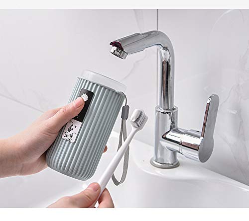 2Pc Capsule Shape Travel Toothbrush